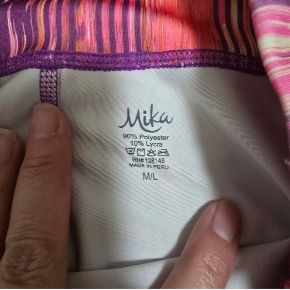 Mika Yoga Wear Kaya Leggings M/L - Picture 7 of 7